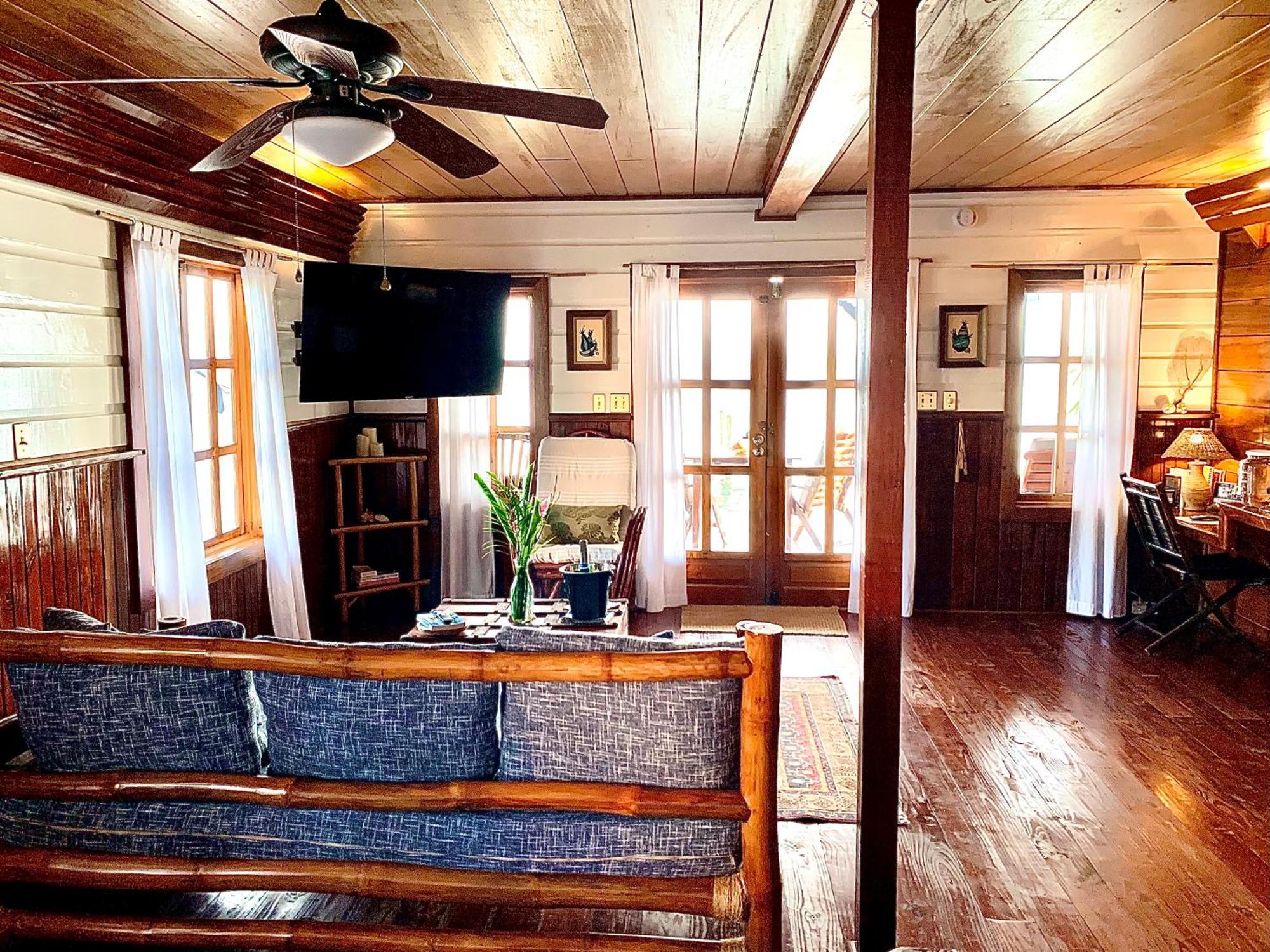 Casa Acuario Boutique Hotel Bocas del Toro Exteriör bild